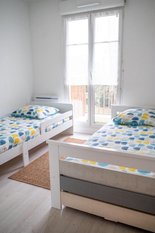 Eirene - Chessy Apartment ภายนอก รูปภาพ